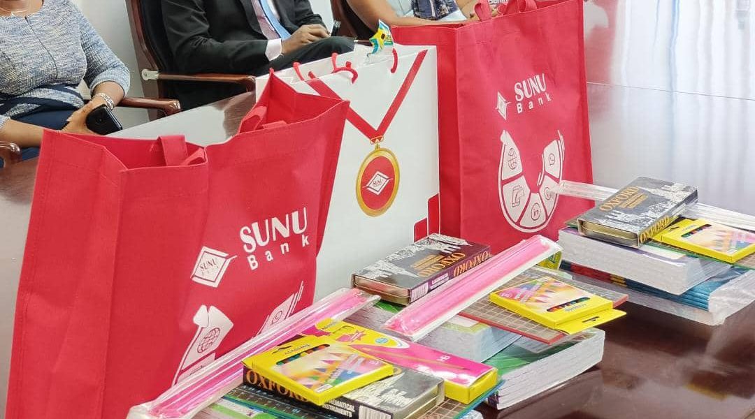 le groupe SUNU offre des kits scolaires à 300 enfant pour la rentrée 2022-2023