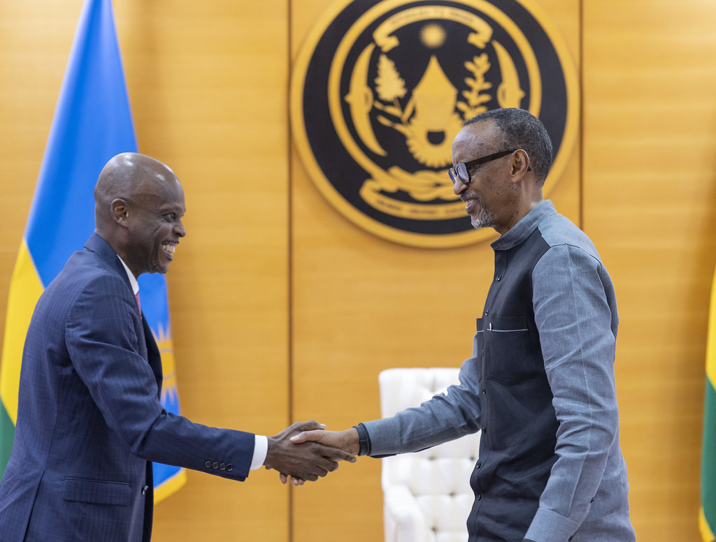 Robert Dussey reçu par le Président Paul Kagamé